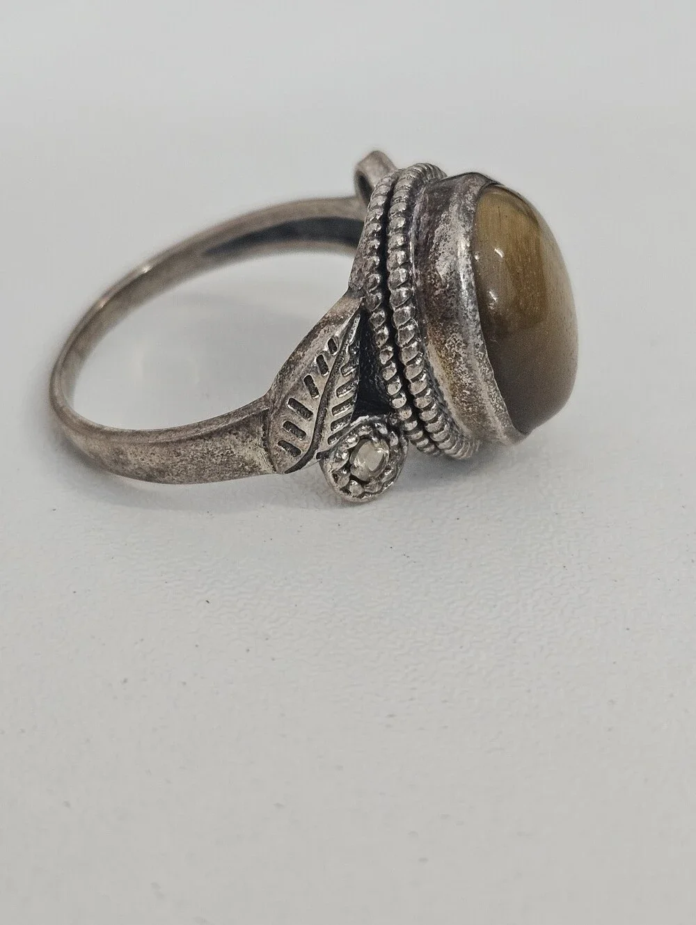 925 Tiger's Eye Gemstone Sterling Silver Leaf Detail Quartz Accent Ring Size 7